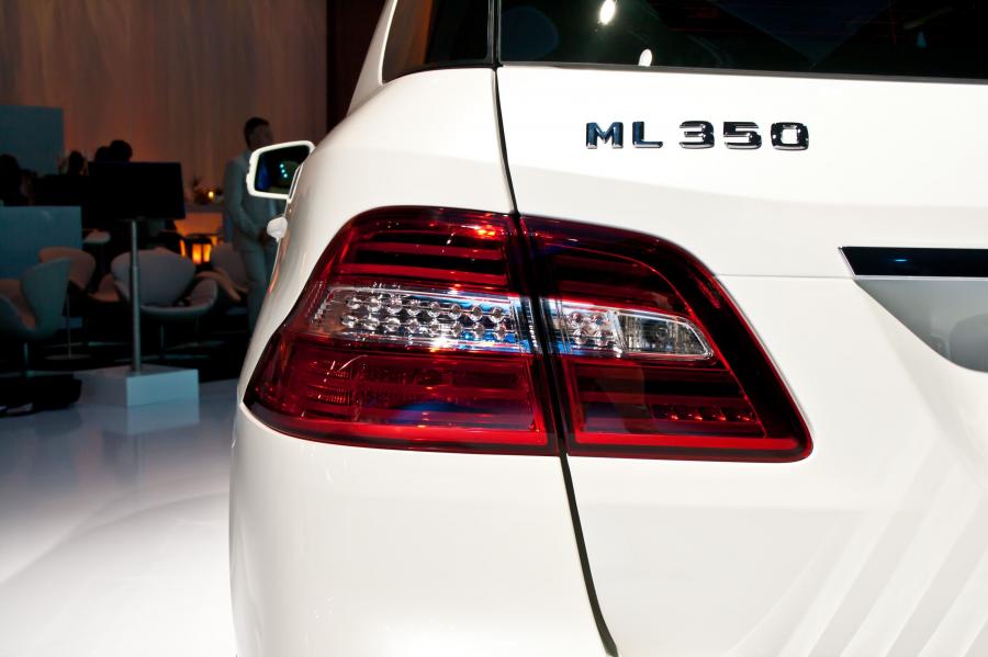  Mercedes-Benz ML-Class 2012 года  (фото 39 из 188)